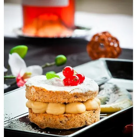 Pont De Senard 酒店 3*