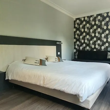 Szálloda Pont De Senard Montaigu-Vendee