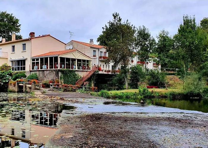 Pont De Senard Ξενοδοχείο 3*